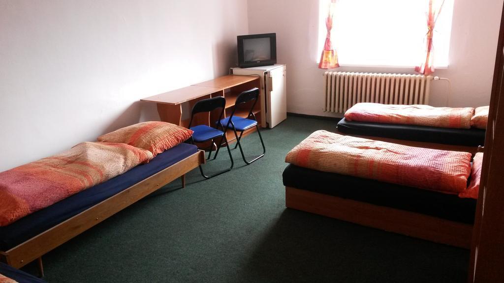 Hostel Karin Ostrava Buitenkant foto